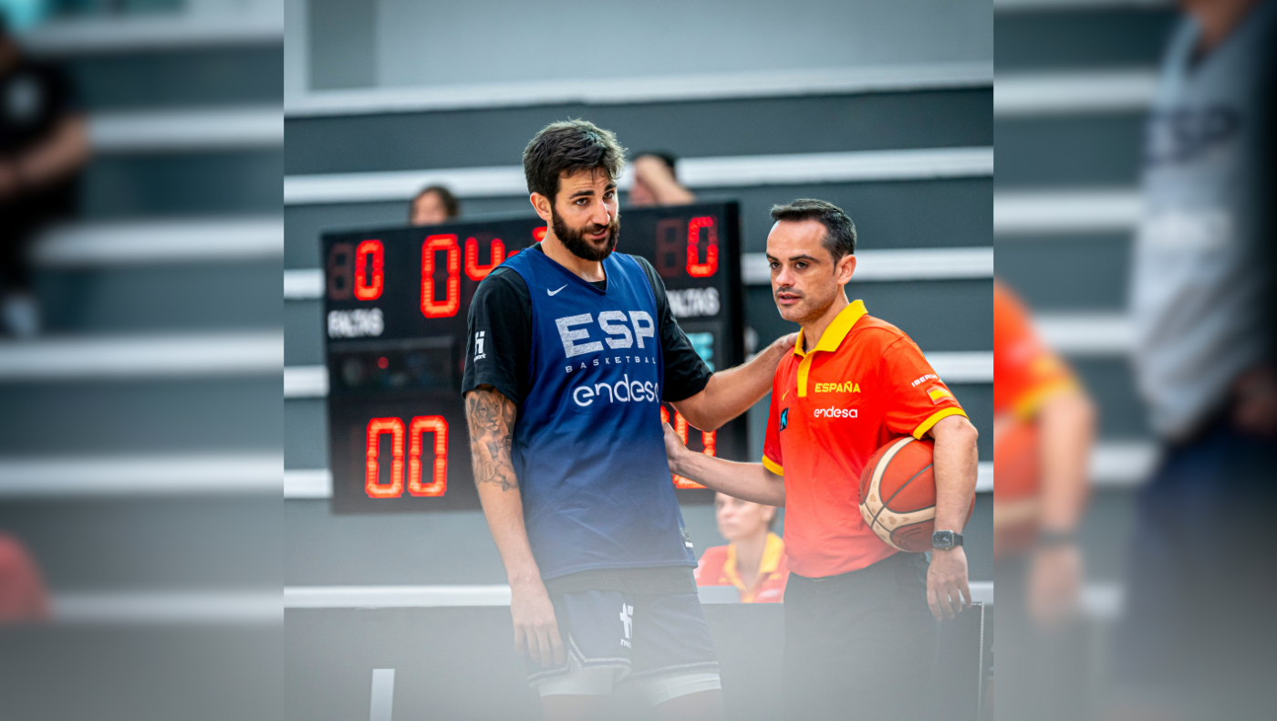 Jorge Lorenzo con Ricky Rubio, Selección Española