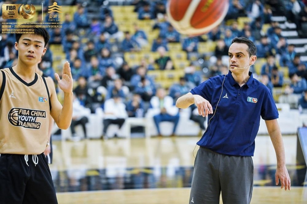 Jorge Lorenzo entrenando en FIBA China 2026
